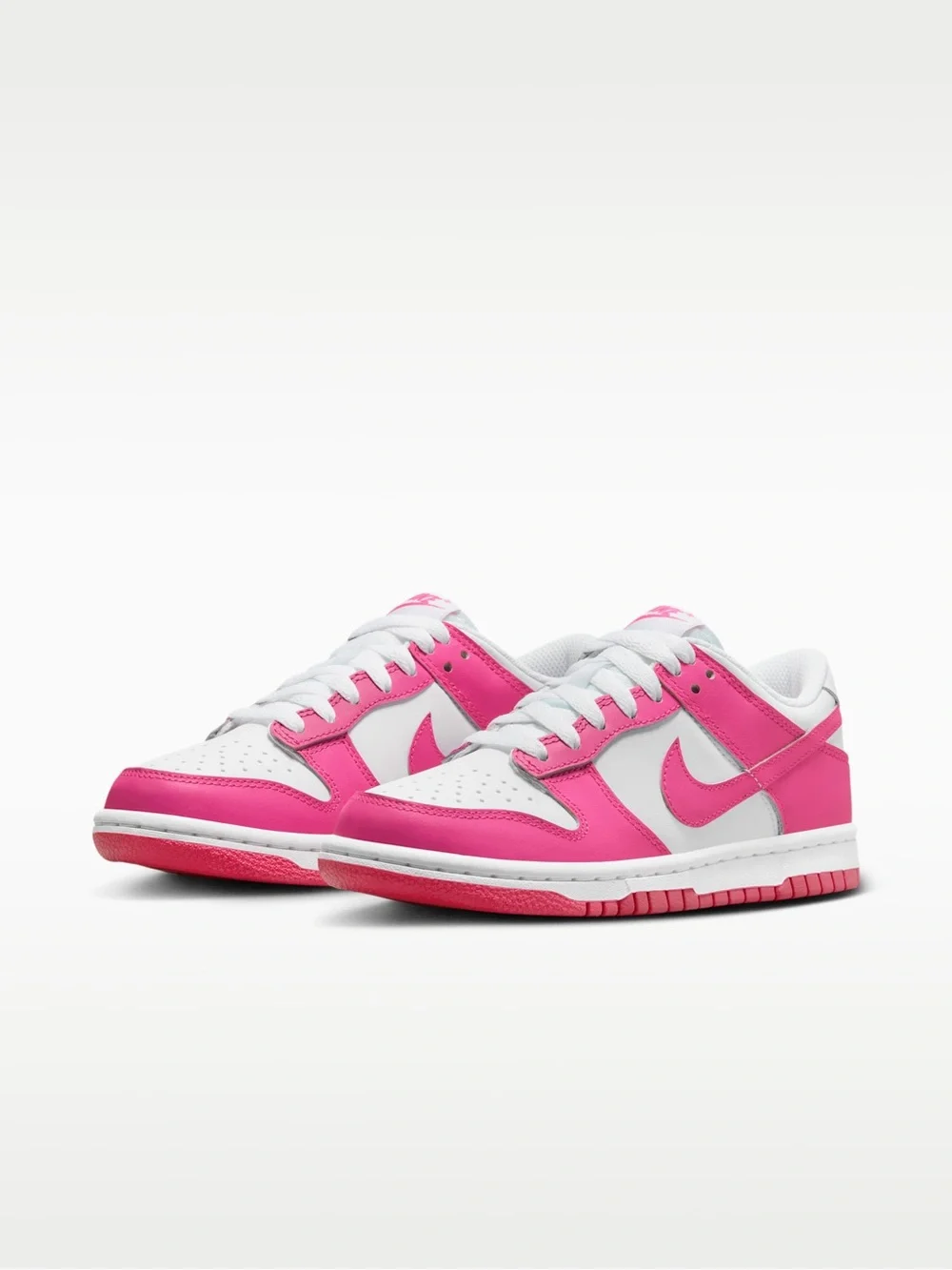 Nike Kids Low-Top Sneakers in Pink and White